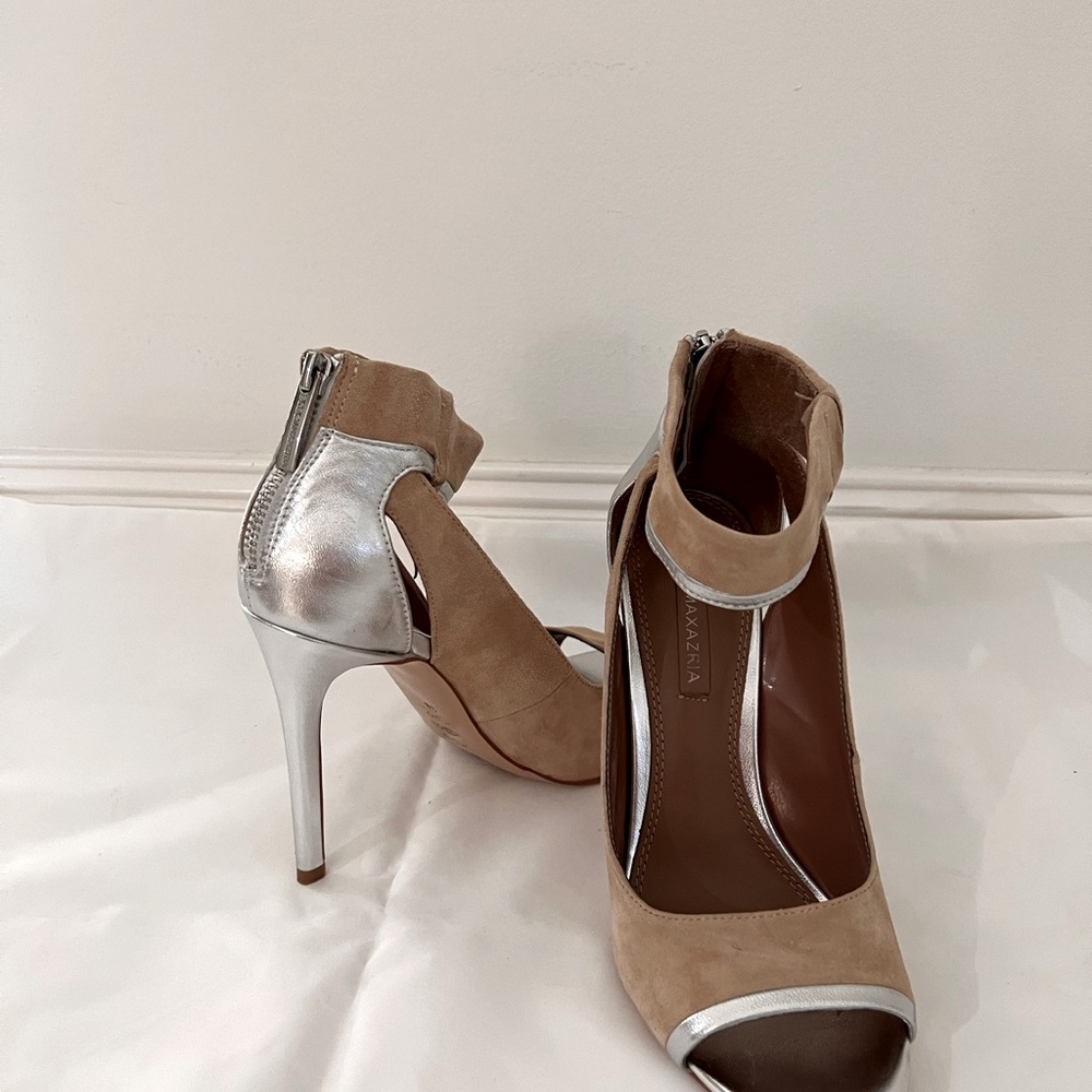 Ladies Shoes